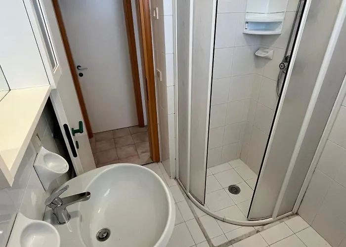 Chic Retreat For Your Holidays In Apartman