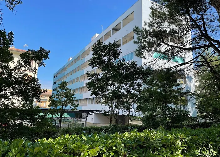 Chic Retreat For Your Holidays In Apartman